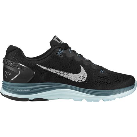 black nike sneakers for women.